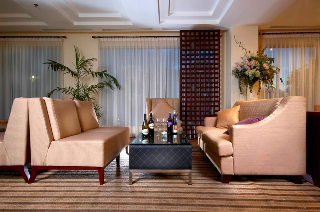 Hotel Gran Puri Manado Luaran gambar