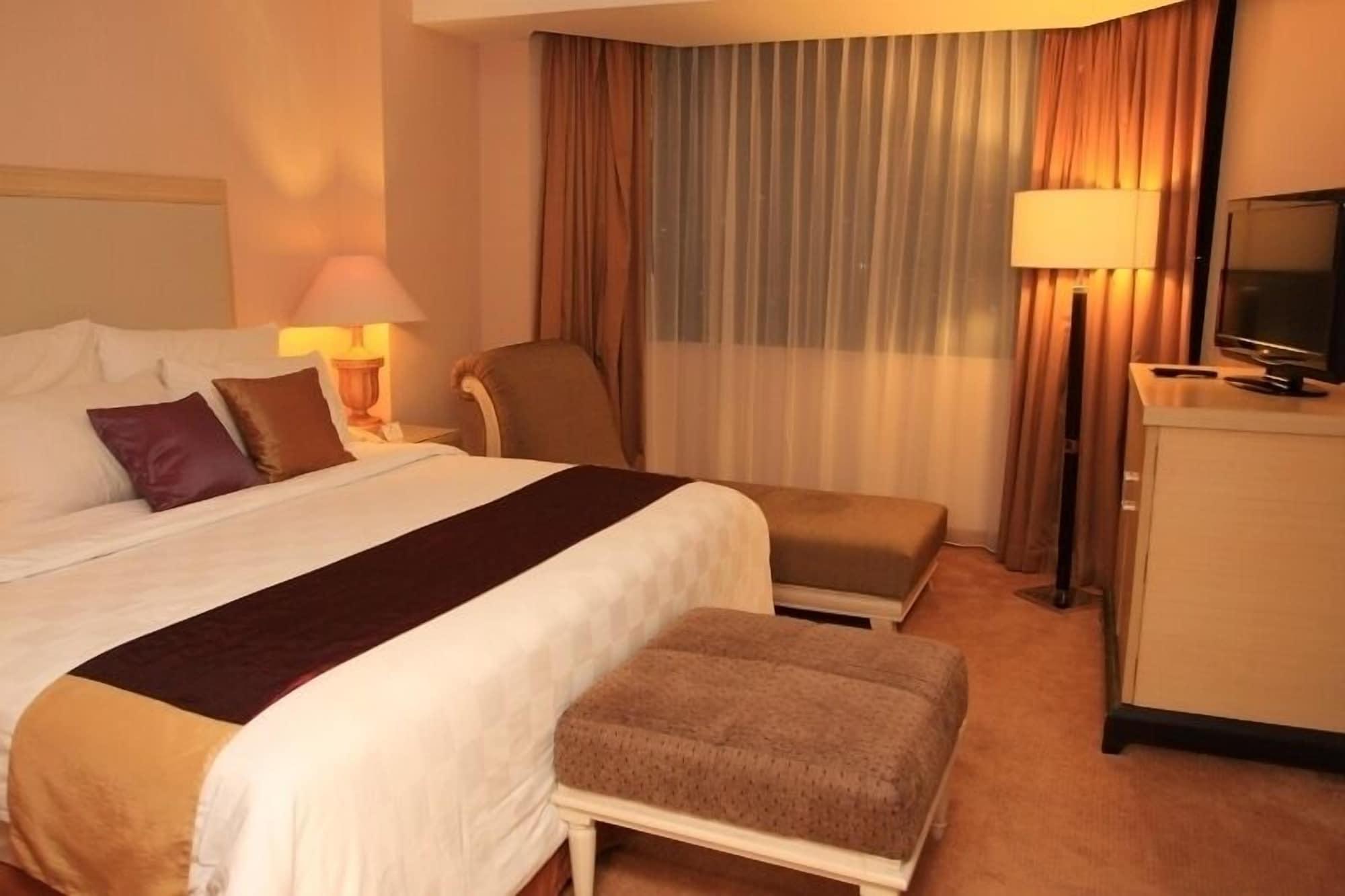 Hotel Gran Puri Manado Luaran gambar
