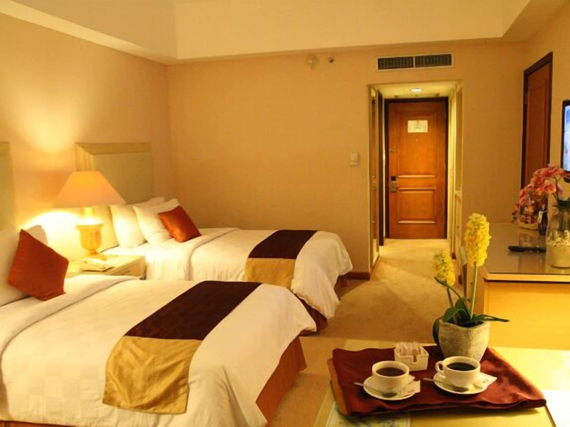 Hotel Gran Puri Manado Luaran gambar