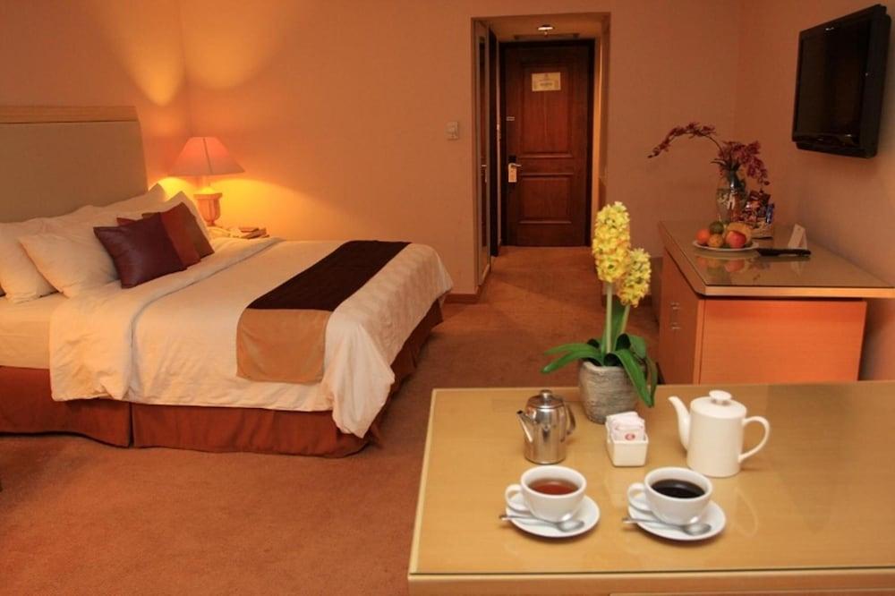 Hotel Gran Puri Manado Luaran gambar
