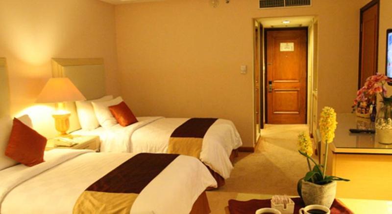 Hotel Gran Puri Manado Luaran gambar